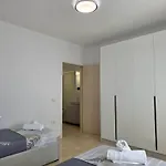 Sea View In 100 Appartement