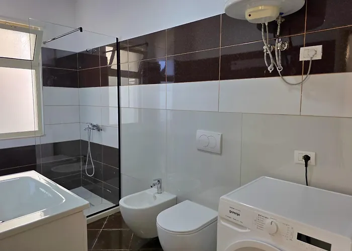 Sea View In 100 Apartment *