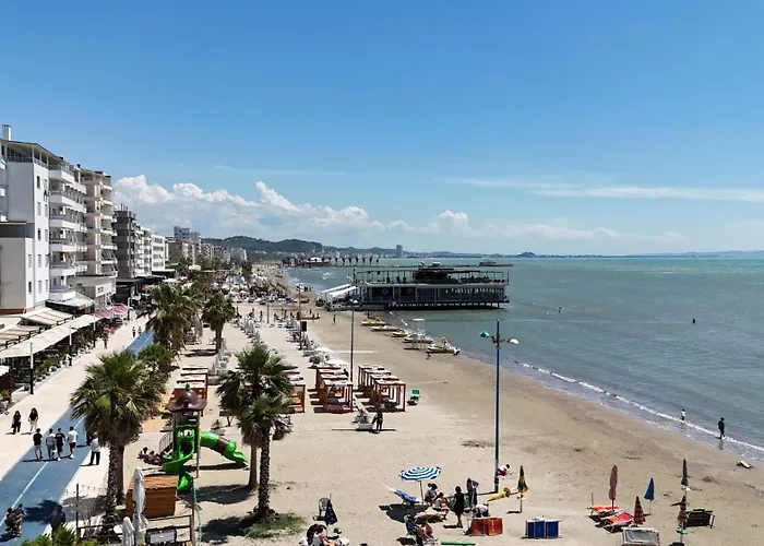 Apartment Sea View In 100 *