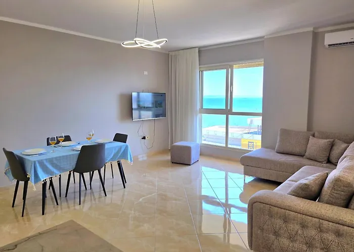 Sea View In 100 Apartment *