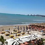 شقة Sea View In 100