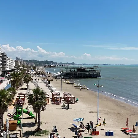 Apartament Sea View In 100 *