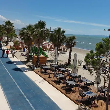 Sea View In 100 *