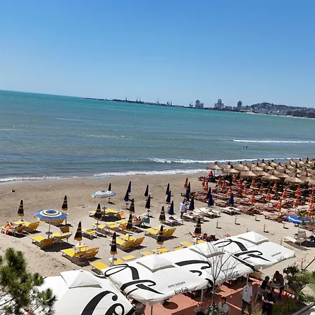 Apartament Sea View In 100