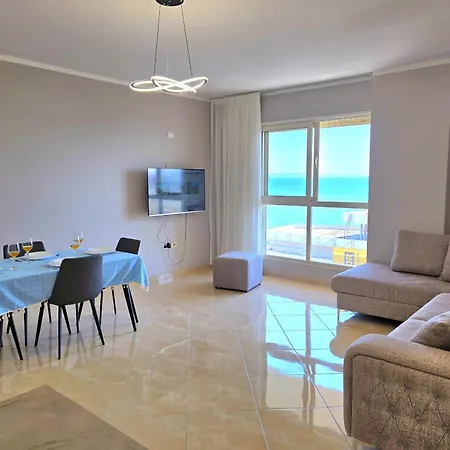 Sea View In 100 Apartament *